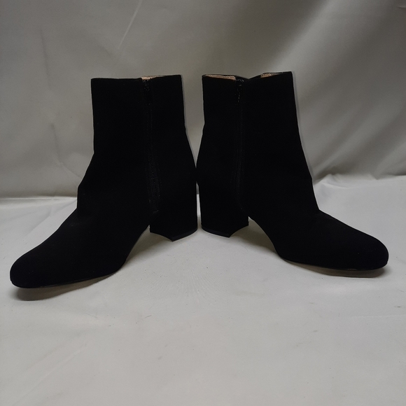 Nine West Block Heel Black Suede Zip ankle bootie size 8 - Picture 7 of 11